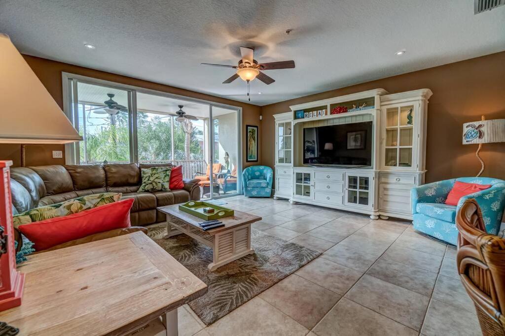 Bradenton Beach Resort Style Getaway-Walk To Beach Esterno foto